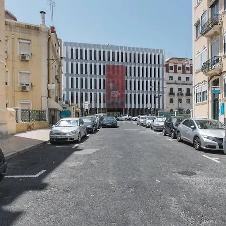 Sunny Terrace Apt, Close To Downtown! 2 Bedroom Flat Apartment Lisbon