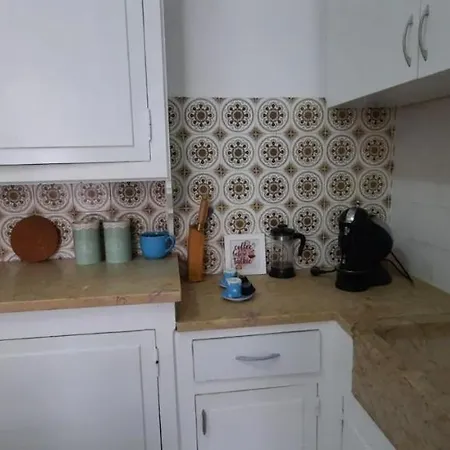 Sunny Terrace Apt, Close To Downtown! 2 Bedroom Flat Appartamento *